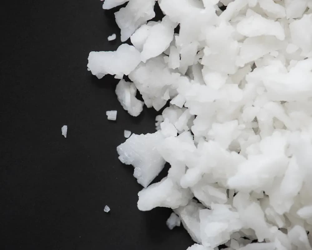 White caustic soda crystals